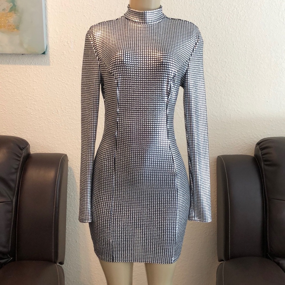 SOLD NWT MIRROR MINI DRESS - Picture 4 of 8